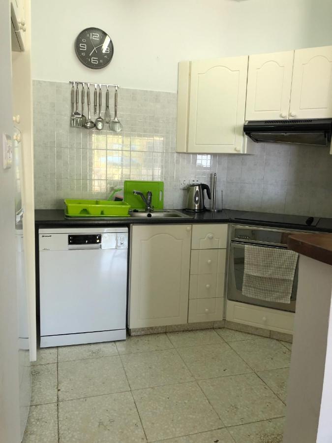 King'S Palace - Spacious 2 Bed, 2 Bath With Sea And Pool Views Paphos ภายนอก รูปภาพ