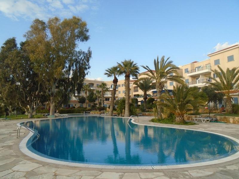 King'S Palace - Spacious 2 Bed, 2 Bath With Sea And Pool Views Paphos ภายนอก รูปภาพ