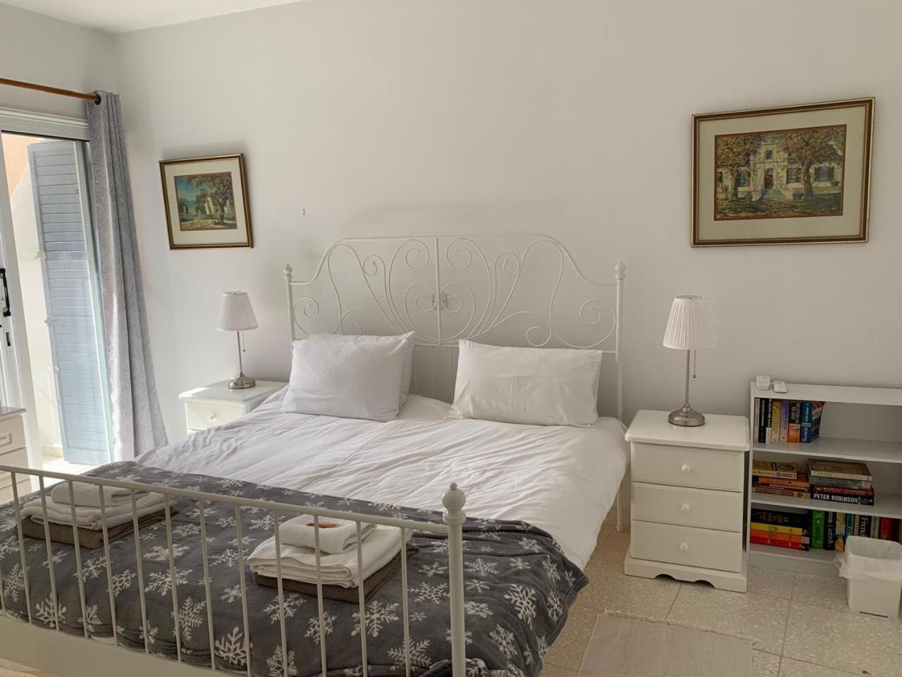 King'S Palace - Spacious 2 Bed, 2 Bath With Sea And Pool Views Paphos ภายนอก รูปภาพ